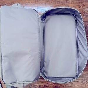 Beis weekender bag NWOT